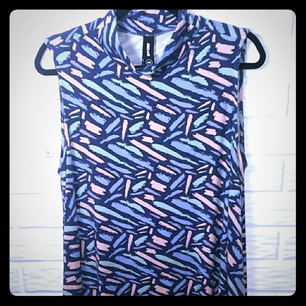 XL mock neck swing Agnes & Dora